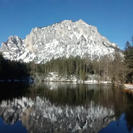 Nocleg ze śniadaniem Haus Bergblick Am Gruenen 3*