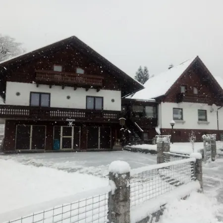 Haus Bergblick Am Gruenen Nocleg ze śniadaniem 3*