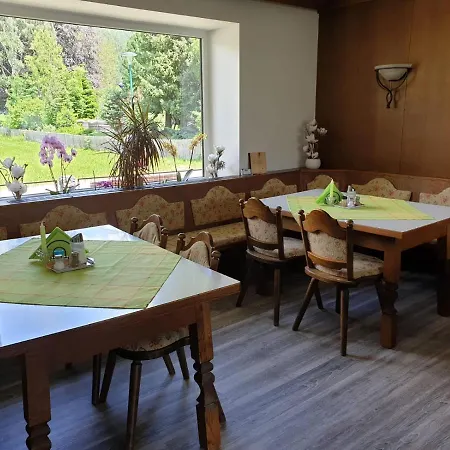 Haus Bergblick Fruehstueckspension * Oberort