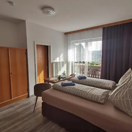 לינה וארוחת בוקר Haus Bergblick Am Gruenen Oberort
