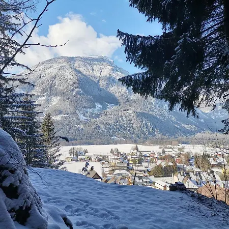 Bed and breakfast Haus Bergblick Am Grünen 3*