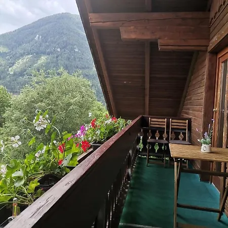 ベッド・アンド・ブレックファスト Haus Bergblick Am Gruenen Oberort