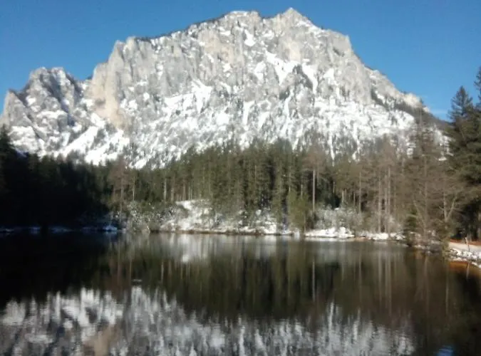Panzió Haus Bergblick Am Gruenen 3*