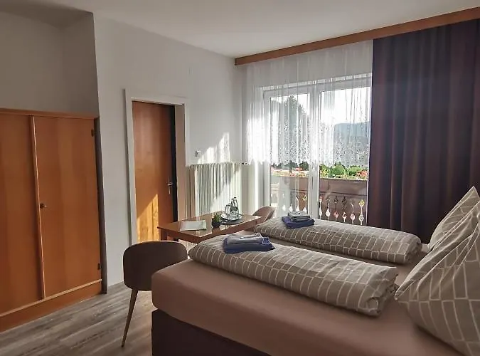 Bed & Breakfast Haus Bergblick Am Gruenen Oberort