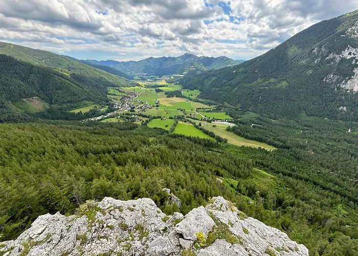 Haus Bergblick Am Gruenen 3*