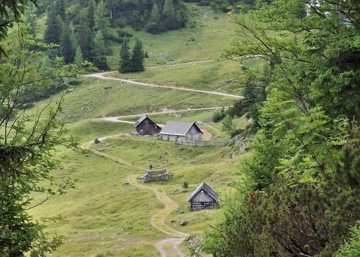 Haus Bergblick Am Gruenen ベッド・アンド・ブレックファスト